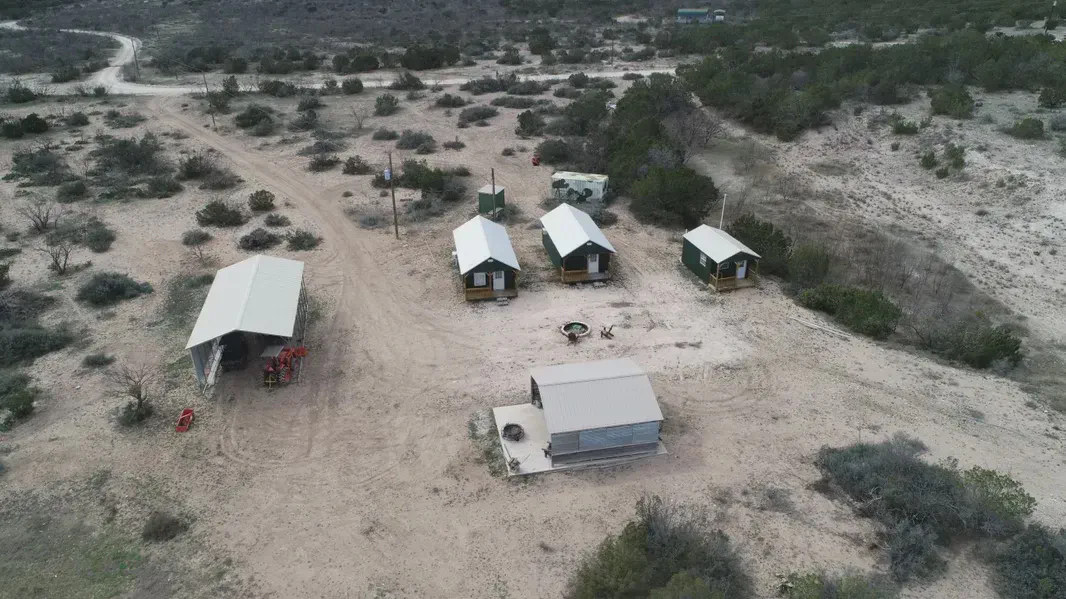 463 Ranch Headquarters Banner Image